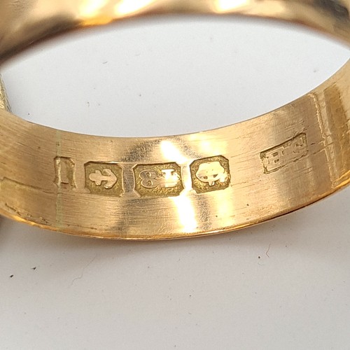 11 - Star Lot : An excellent quality wide banded Gents 18 carat gold ring. Hallmarked Birmingham. Ring si... 