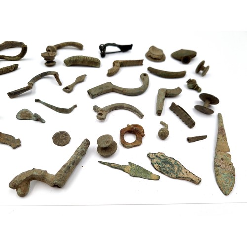 755 - A collection of large and heavy excavated ancient Roman artefacts. These everyday items showcases a ... 