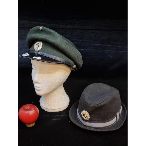 179 - A genuine vintage Irish Volunteers military wool cap. Complete with the cap badge and a glossy visor... 