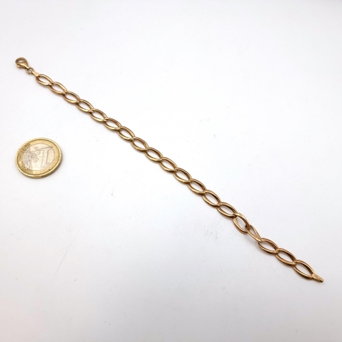 44 - Star Lot :A very pretty heavy 9 carat gold (stamped 375) twist link bracelet, with a length of 19cm.... 