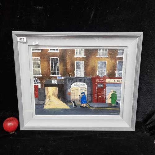 76 - Star Lot : An original Nikki O'Brien oil on canvas painting showing Baggot Street in Dublin. Wonderf... 