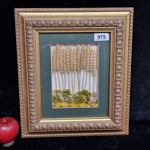 75 - A charming vintage framed arrangement of dried wheat sheaves and flowers. Housed in a fabulous gilt ... 