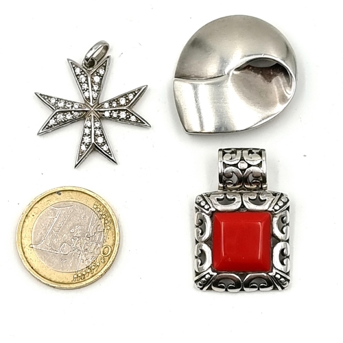 926 - A very chic contemporary sterling silver brooch, along with two sterling silver pendants. (three ite... 