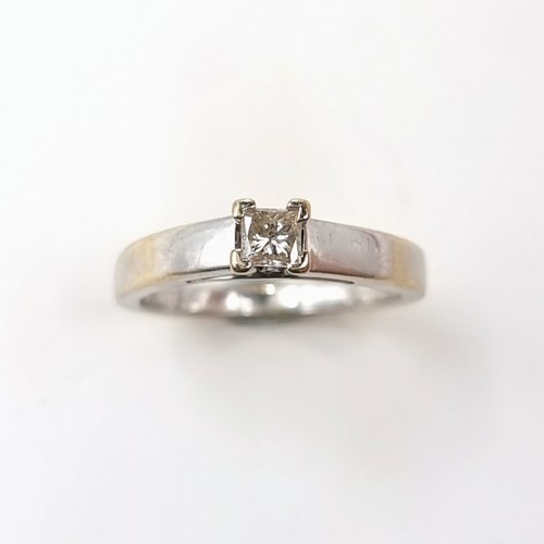 9 - Super Star Lot: A fabulous example of a Diamond Solitaire 18 carat White Gold ring, featuring a beau... 