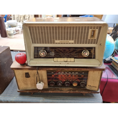 390 - Two vintage radios including a Phillips example and Philco model 100 dating to 1950's