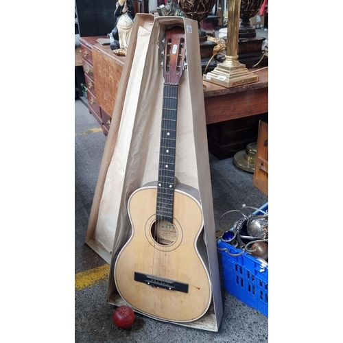 419 - A vintage Kapok brand acoustic guitar made by Kwong Tung Musical Instrument Factory. With six string... 