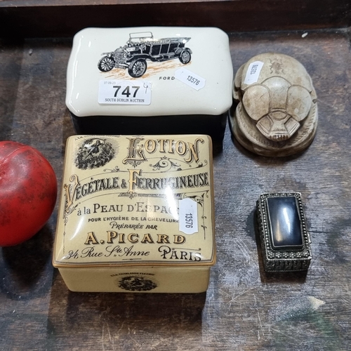 747 - Four mixed items including a 'Moko' by Wade ceramic lidded box with Ford motor car design. Also incl... 