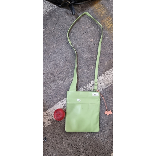 900 - A genuine leather ladies Radley cross shoulder bag. With the little leather scottie dog, In very goo... 