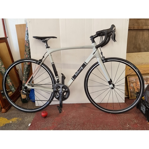 Viking race cheap bike white