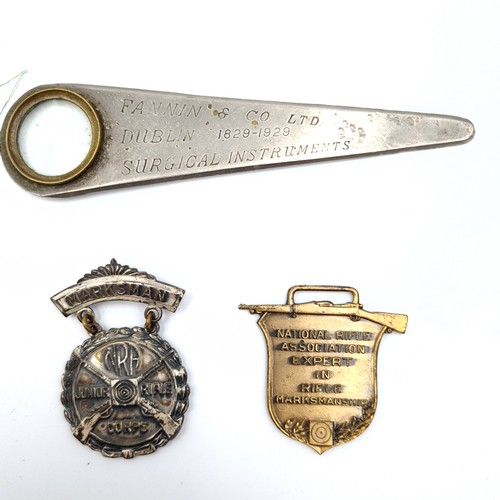 38 - An unusual antique magnifying letter opener, With magnifying glass, featuring an etched inscription ... 