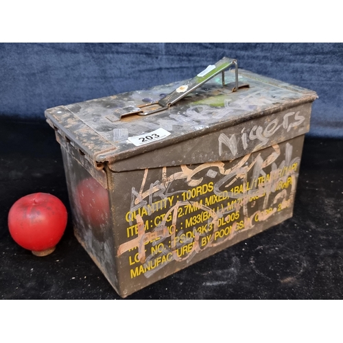 203 - A vintage military ammunition case. Originally for 100 rounds.