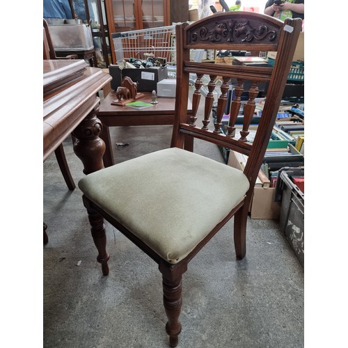 953 - Star Lot: A magnificent 7 piece Victorian mahogany dining suite including an extending dining table ... 