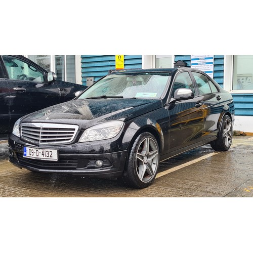 182 - Super Star Lot : Mercedes Benz, 2009 C Series 200 CDi in black. Very nice looking car. Taxed and tes... 