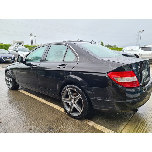 182 - Super Star Lot : Mercedes Benz, 2009 C Series 200 CDi in black. Very nice looking car. Taxed and tes... 