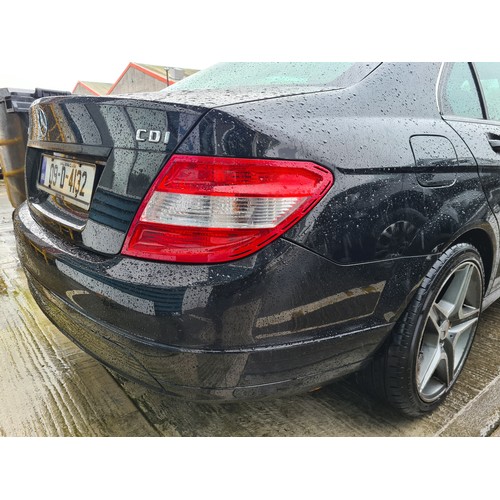 182 - Super Star Lot : Mercedes Benz, 2009 C Series 200 CDi in black. Very nice looking car. Taxed and tes... 