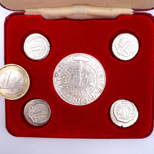 23 - A rare commemorative five coin set issued by Bigbury Mint at the British Museum 1986. In original pr... 