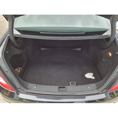 182 - Super Star Lot : Mercedes Benz, 2009 C Series 200 CDi in black. Very nice looking car. Taxed and tes... 