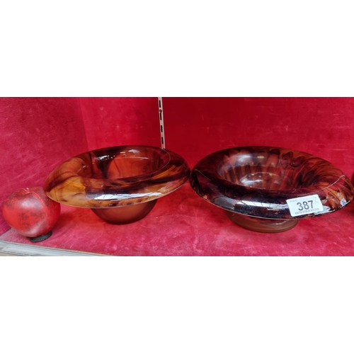 387 - A duo of gorgeous Art Deco George Davidson amber rolled rim fruit bowls. Davidson created his recogn... 