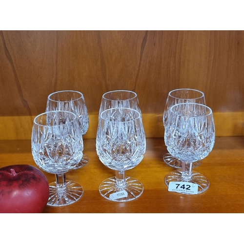 742 - A beautiful set of six Tipperary Crystal stemmed bandy ballon glasses. All in great condition.