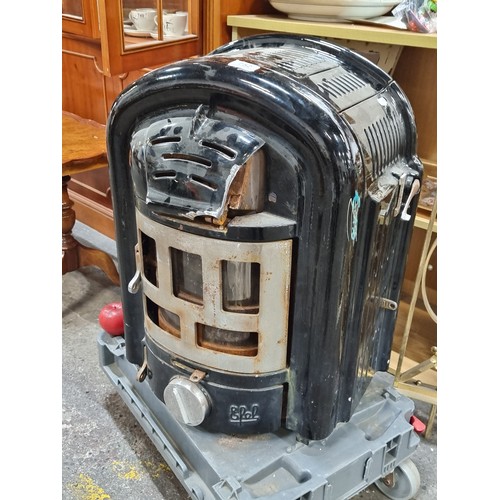 752 - Star Lot : A high quality extremely heavy cast metal stove. H60cm x W42cm x D25cm.