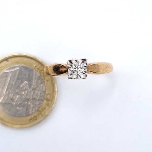 7 - Star Lot : An unusual square set Diamond 9 carat gold ring, featuring a brilliant sun burst halo sur... 