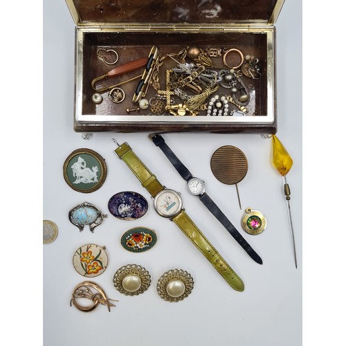 27 - A collection of assorted brooches, hat pins and watches. Together with a pair of silver mounted pear... 