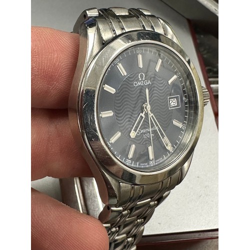 22 - Star Lot : A gents original Omega Seamaster watch. Quartz Omega watch in what appears working order,... 