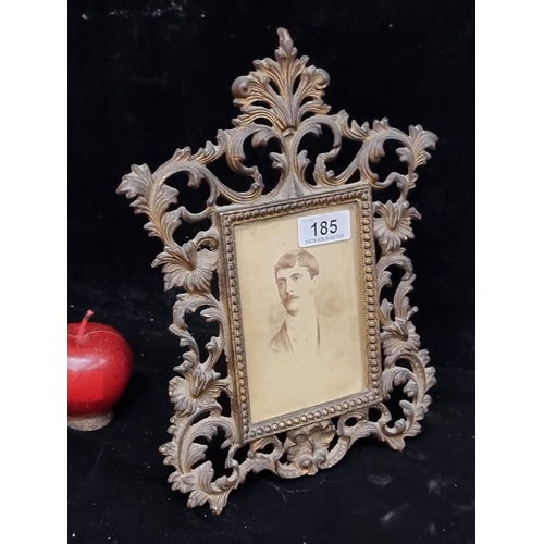 185 - A fabulous ornate antique Beatrice picture frame.