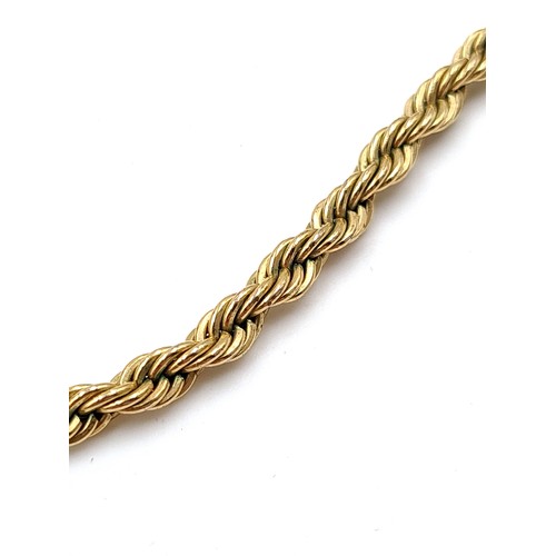 44 - A very attractive twist link heavy gauge gold toned necklace, set with lobster clasp. Length: 44cm. ... 