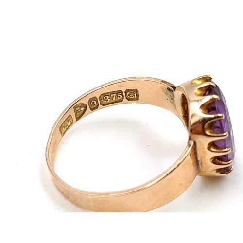 904 - Star lot : A very pretty and substantial  9 carat gold antique Amethyst stone ring. Beautiful colour... 