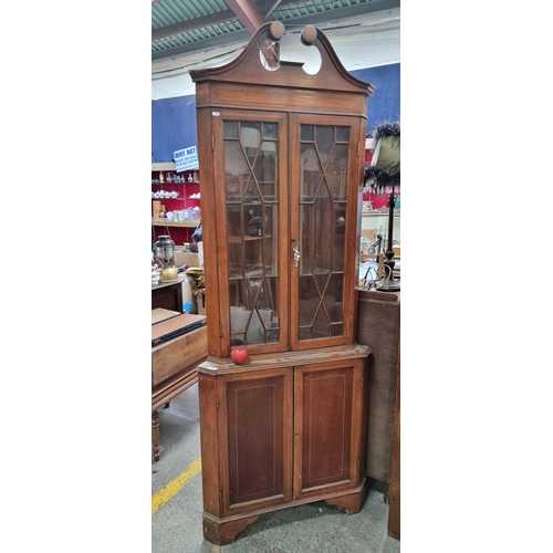 716 - A lovely Edwardian corner display cabinet with astroglazed cupboard doors to top with two shelves to... 