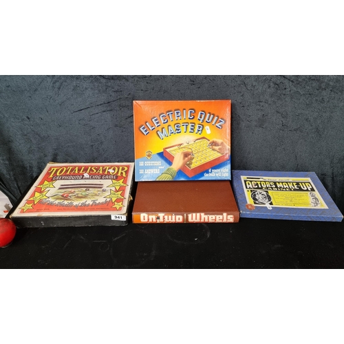 941 - Two 1950s /1960s boardgames including Totalisator greyhound racing game, Electric Quizmaster and an ... 