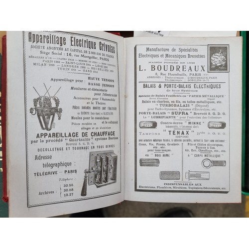 394 - An early 20th Century French thick electrician's manual by J. Laffargue and L. Jumau. Part of the Bi... 