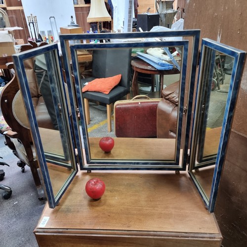 713 - A stunning Midcentury tripartite vanity table mirror with two fold out side mirrors and central mirr... 