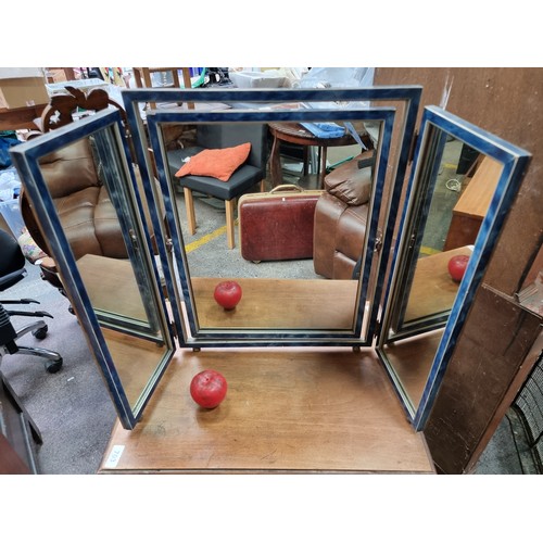 713 - A stunning Midcentury tripartite vanity table mirror with two fold out side mirrors and central mirr... 