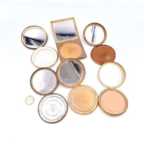 430 - A collection of six quality vintage powder compacts, each set with detailed lids and fabulous design... 