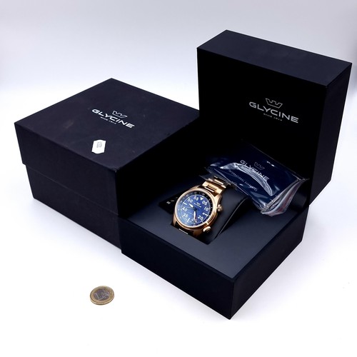 368 - Star Lot : A boxed as new Glycine 