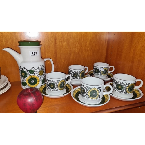 877 - A wonderful Bilton's coffee service including Coffee pot, cups and saucers. All pieces featuring a c... 