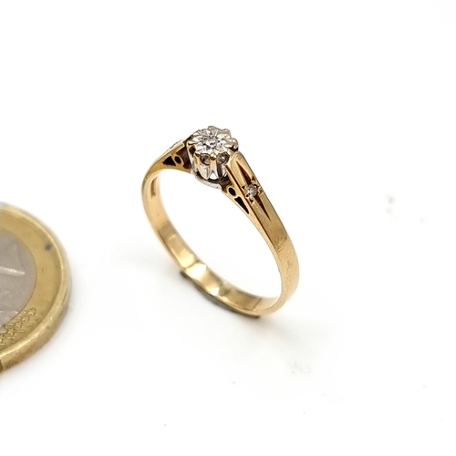 944 - Star Lot : A gorgeous 9ct gold ring set with three diamonds. Weight 1.47g. Size N. With presentation... 