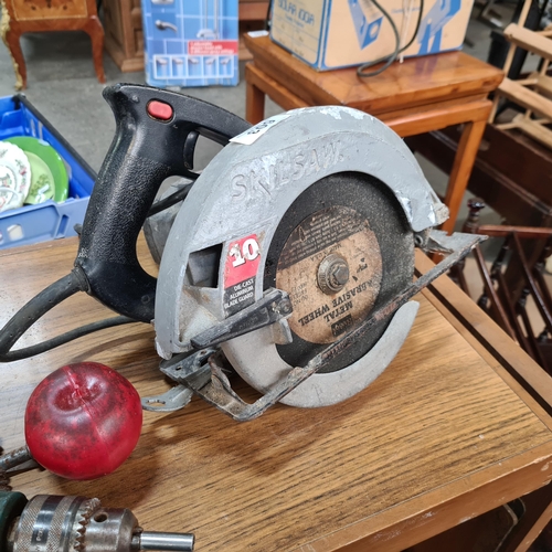 A high quality Skilsaw 5150 circular saw. 110V in good working order