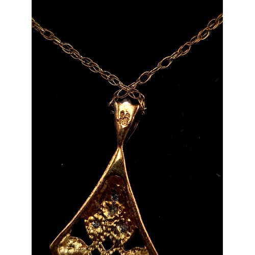 950 - Star Lot : A fabulous antique  9ct Gold Necklace with a beautiful lozenge shaped pendant set with 8 ... 