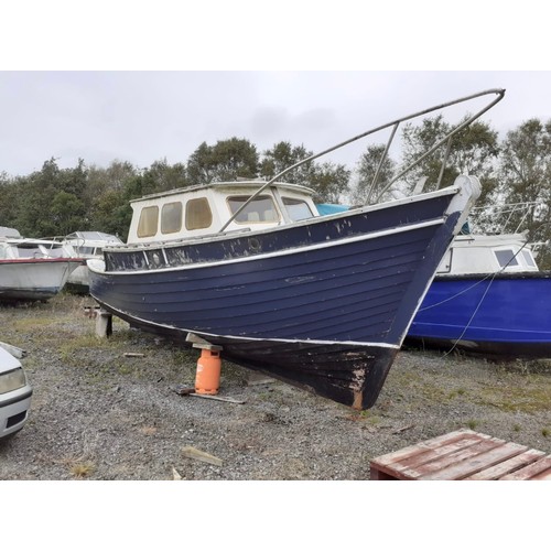 1034 - Star Lot : A 30 foot wooden boat, Made in Scotland, Lots spent to make it water tight and to refit t... 