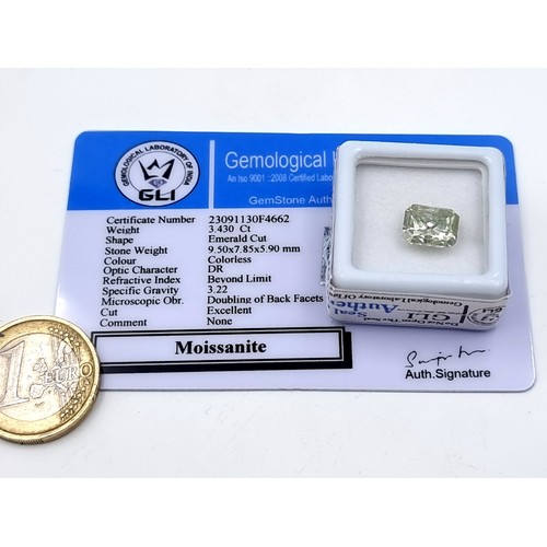 968 - A striking 3.430ct Moissanite gem stone in the emerald cut. Comes with the GLI certificate and case ... 