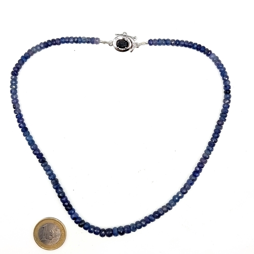 974 - A beautiful natural Sapphire necklace with sterling silver open box clasp fastening and faceted beau... 