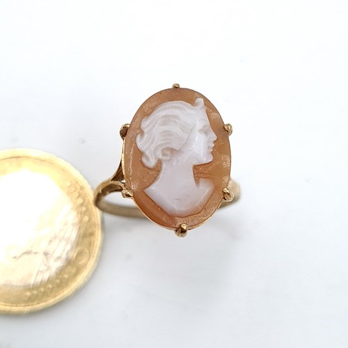 939 - A 9k gold antique Cameo Ring, sized O, weight 2.96gms. Boxed.