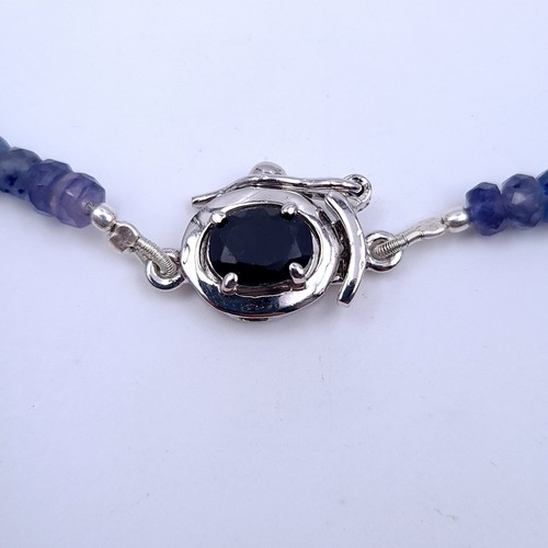 974 - A beautiful natural Sapphire necklace with sterling silver open box clasp fastening and faceted beau... 