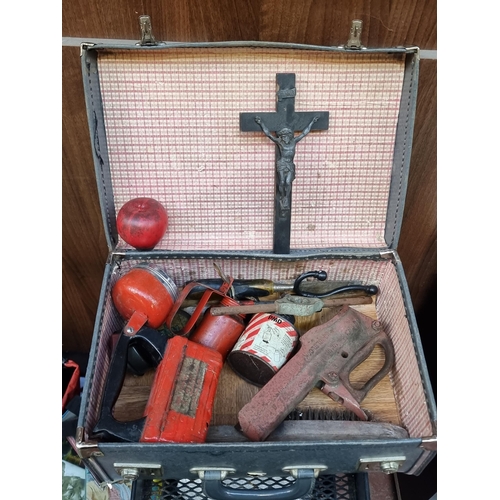 342 - A neat sized vintage case containing a collection of tools including oil cans, a Space Beam torch, c... 