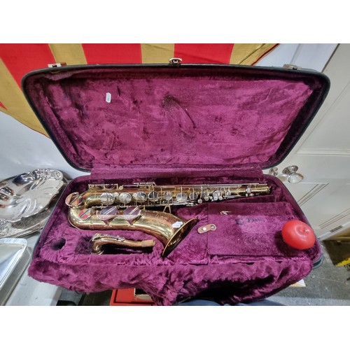 B&h 400 on sale alto saxophone