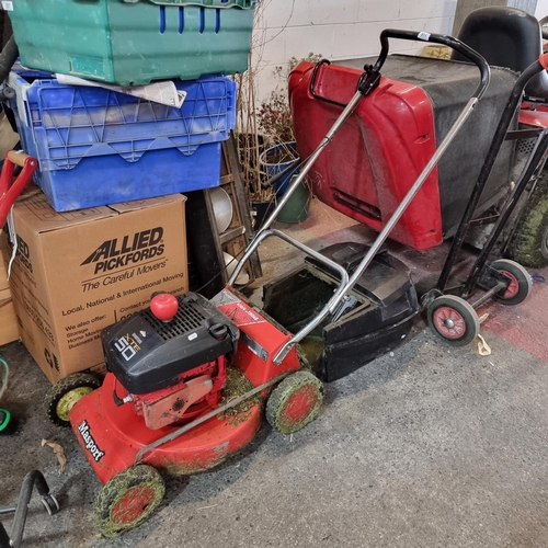 A Masport 600 4 Stroke lawnmower with Briggs Stratton Quantum XTE 50 engine. A similar model from