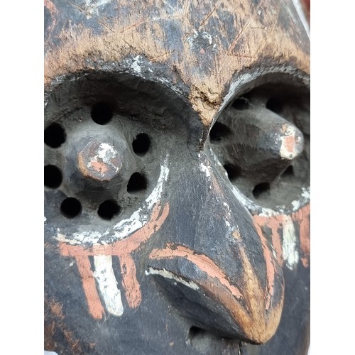 876 - Star Lot : A fine example of antique tribal  mask  originating from the Dan/Gredo tribe (Liberia) . ... 